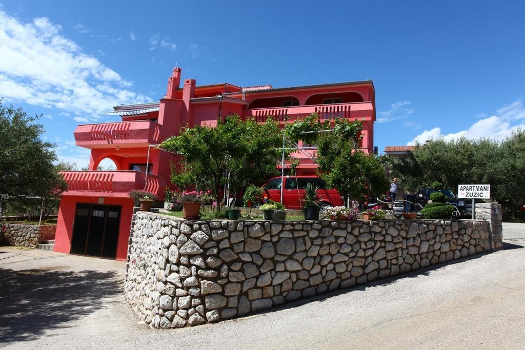 Apartmani Zuzic Krk Town Exterior foto